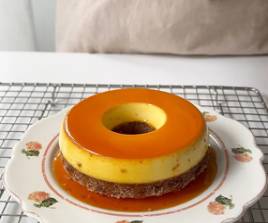 Crème Caramel Cake